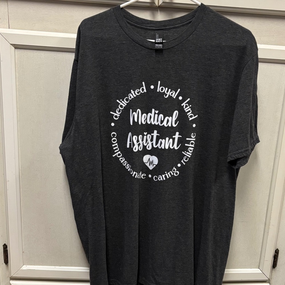 Medical Assistant T Shirt XL Healthcare Worker Graphic Tee Gift